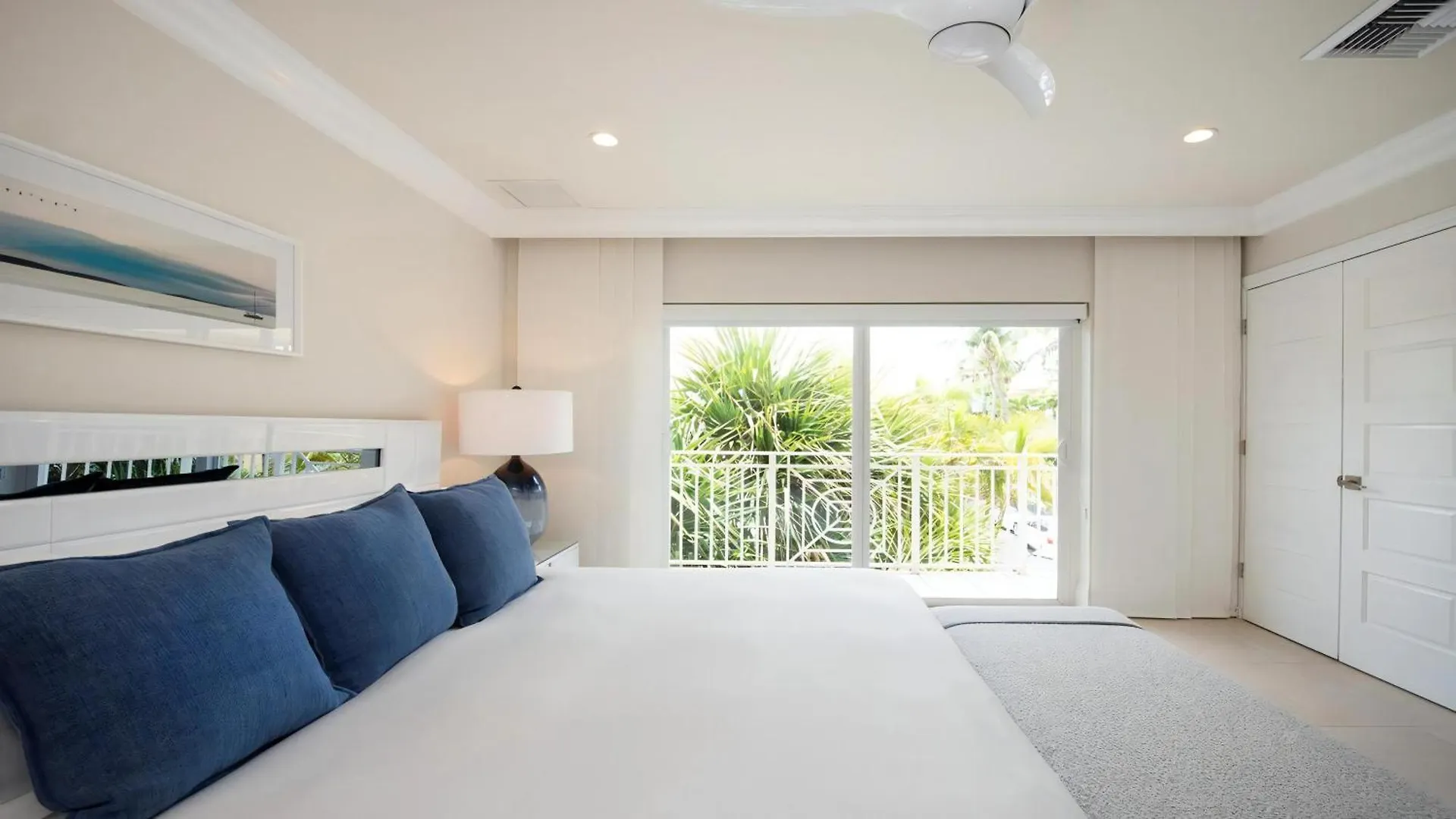 Laguna Del Mar George Town Cayman Islands