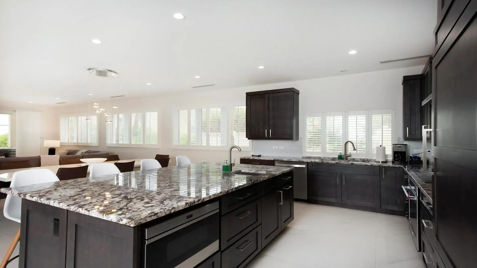 Apartment Laguna Del Mar George Town Cayman Islands